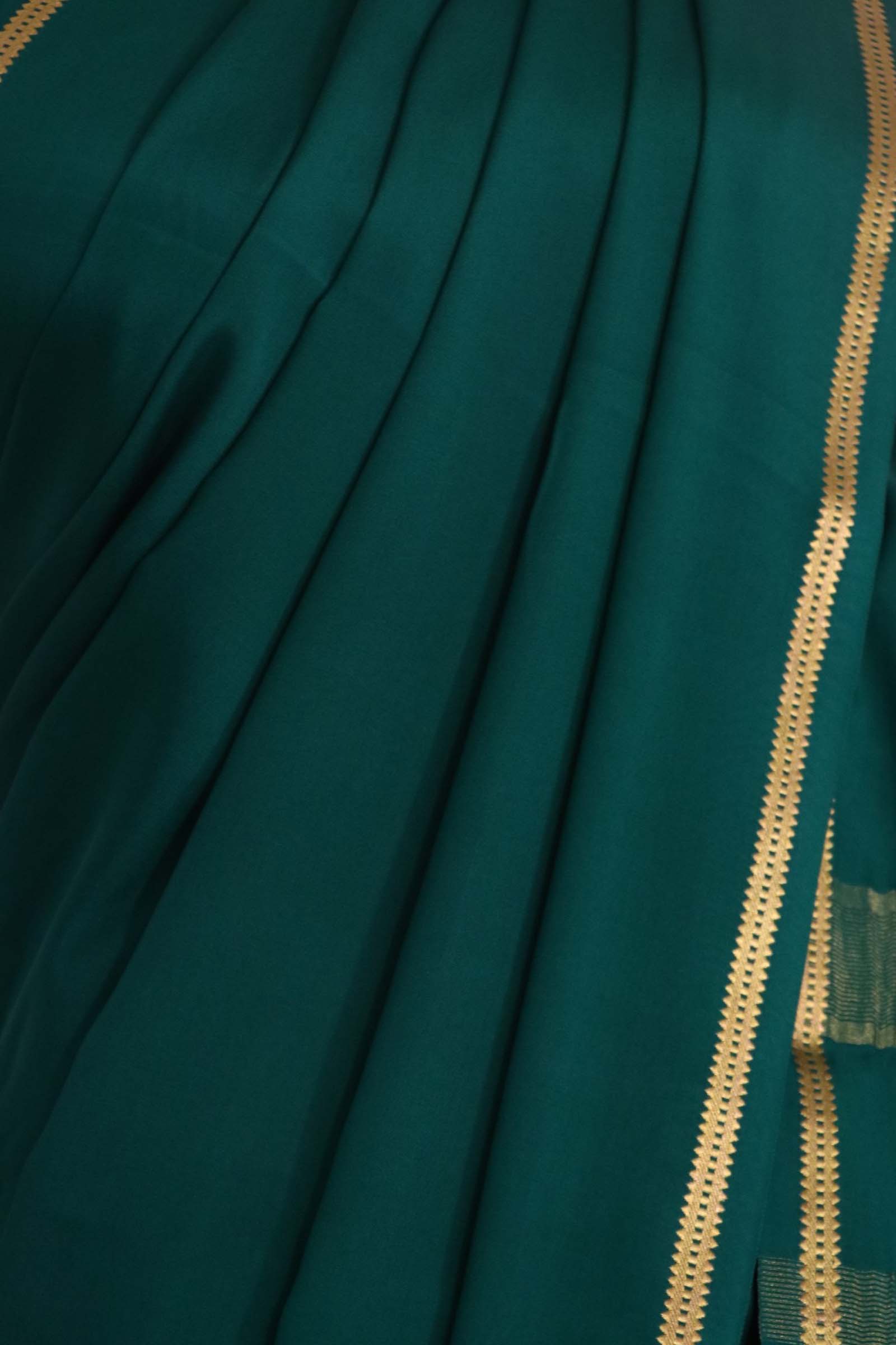 Pure Mysore Crepe Silk Saree AL212220